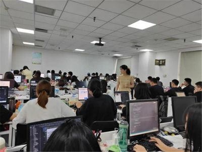 身边的好老师 | 西安培华学院六位教师荣获师德先进个人称号